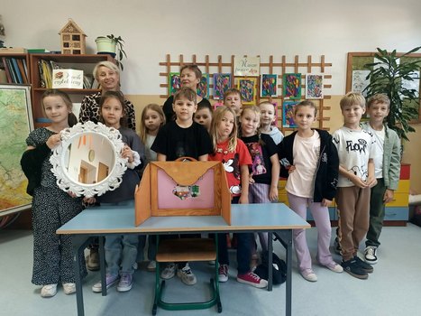 „W lustrzanej sali” – głośne czytanie i rozmowa o emocjach